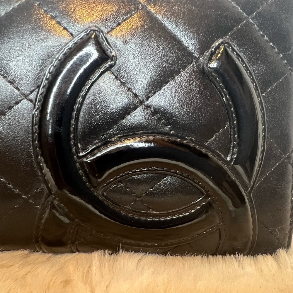 ❤️CHANEL BLACK QUILTED LEATHER LIGNE CAMBON YEN WALLET BLACK/PINK - Picture 6 of 16
